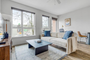 Ballard 1BR w BBQ Lounge WD onsite retail SEA-324